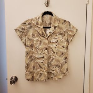 Tapestry- Ladies Island Style Button Down
